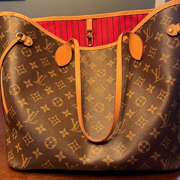 Louis Vuitton Neverfull MM Monogram Red Interior | Authentic | Bag Only - Picture 2 of 7